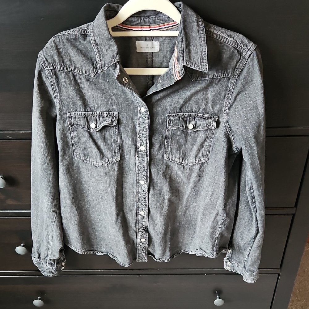 Thread & Supply Gray Button Down Shirt